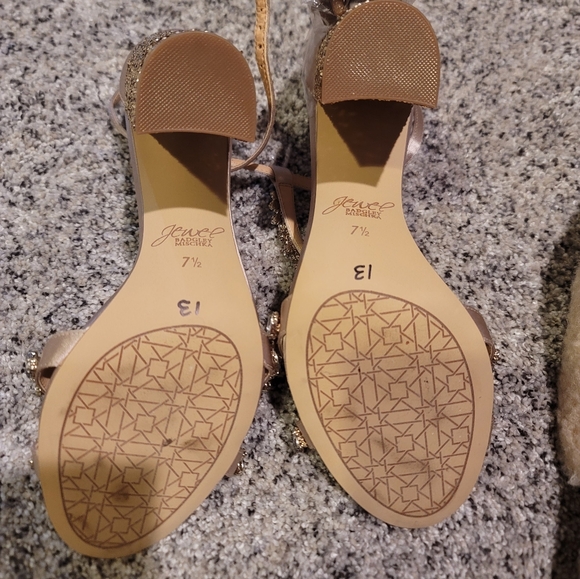 New Jewel Badgley Mischka heels Women's Carver Dress Sandal - Picture 12 of 12